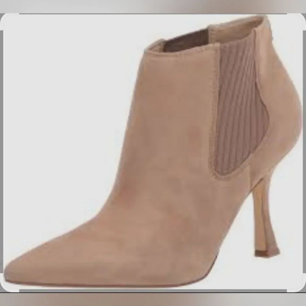 Nine West Women's Tan Suede Ankle Boots